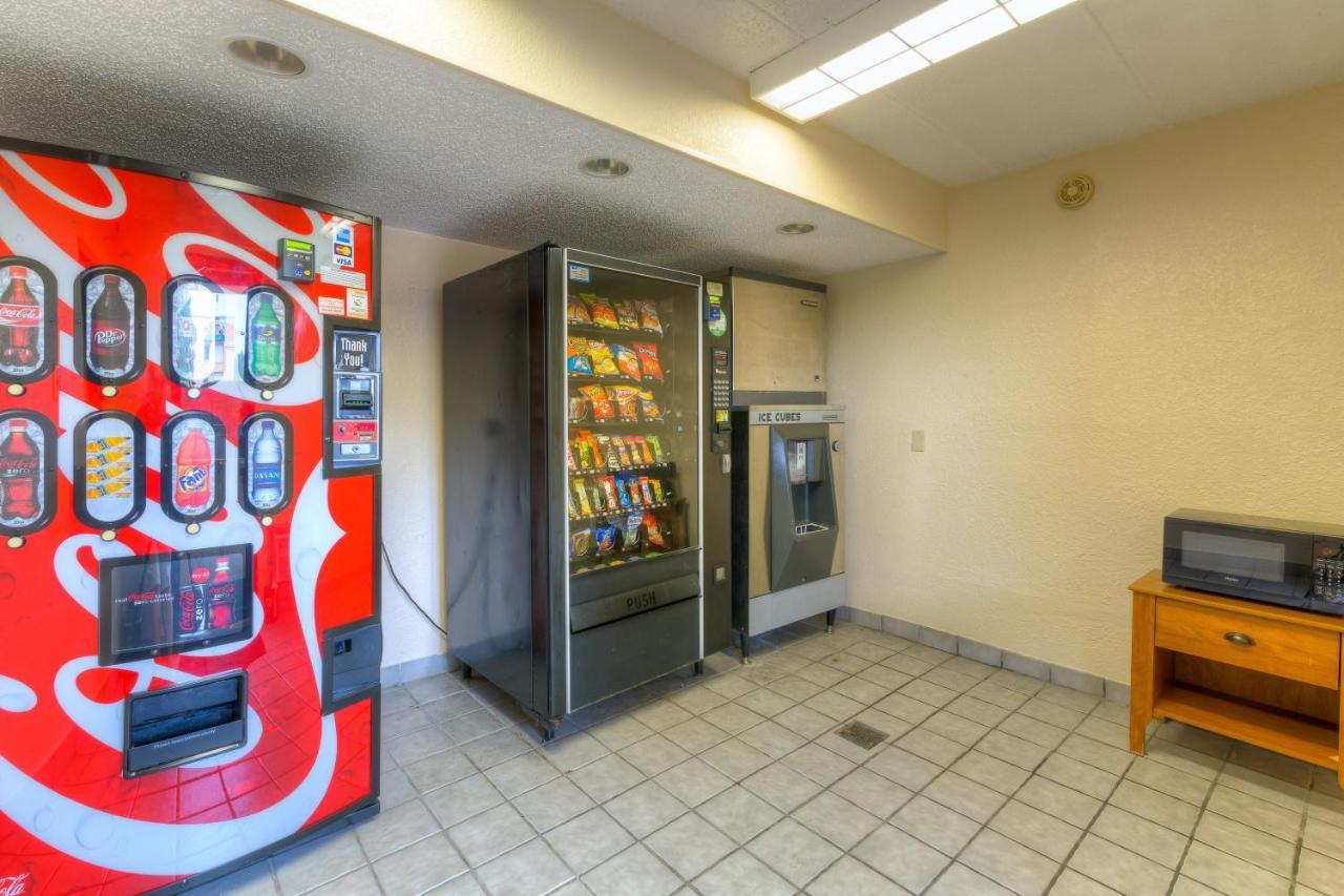 孟菲斯东红顶酒店 外观 照片